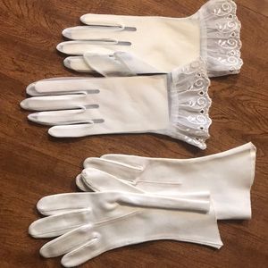 Vintage 1950’s ladies gloves